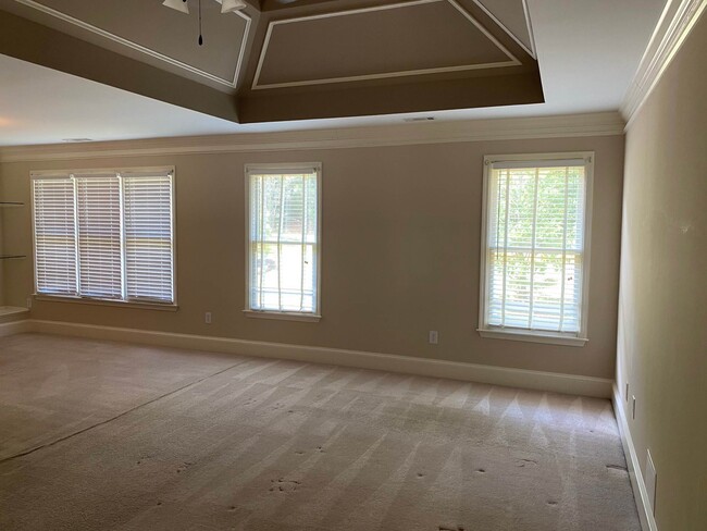 Building Photo - 2209 Talbott Ct