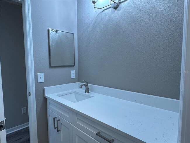 Building Photo - 14938 Deer Meadow Dr