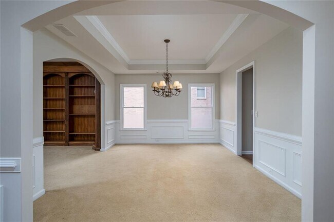 Building Photo - 174 Ennisbrook Dr SE