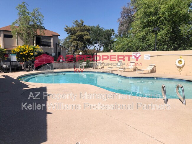 Building Photo - 8888 N 47th Ave