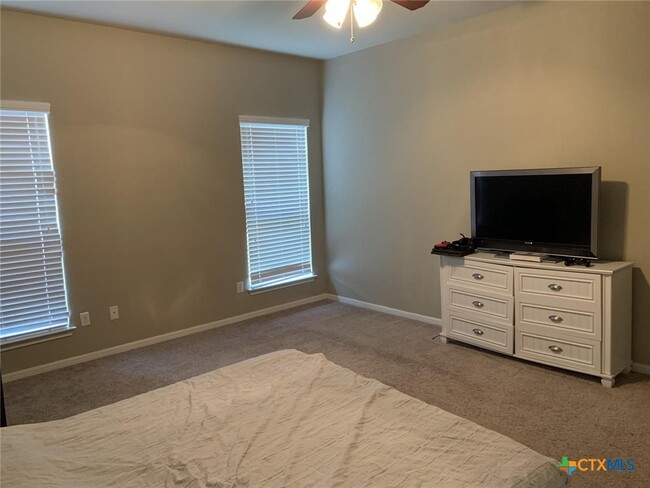 Building Photo - 5829 Worthing Dr