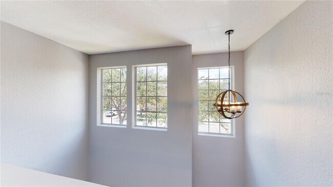 Building Photo - 6222 Ashbury Palms Dr