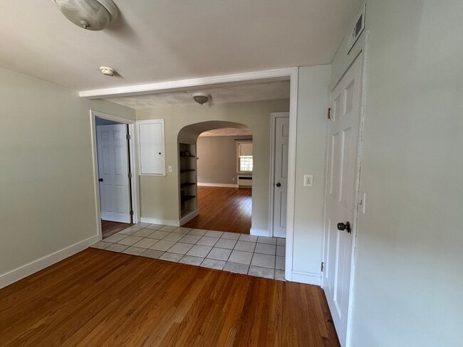 Building Photo - 110 Highland Ave