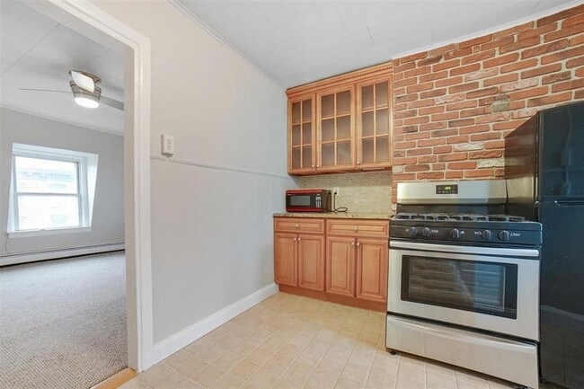 Primary Photo - 155 Sussex St