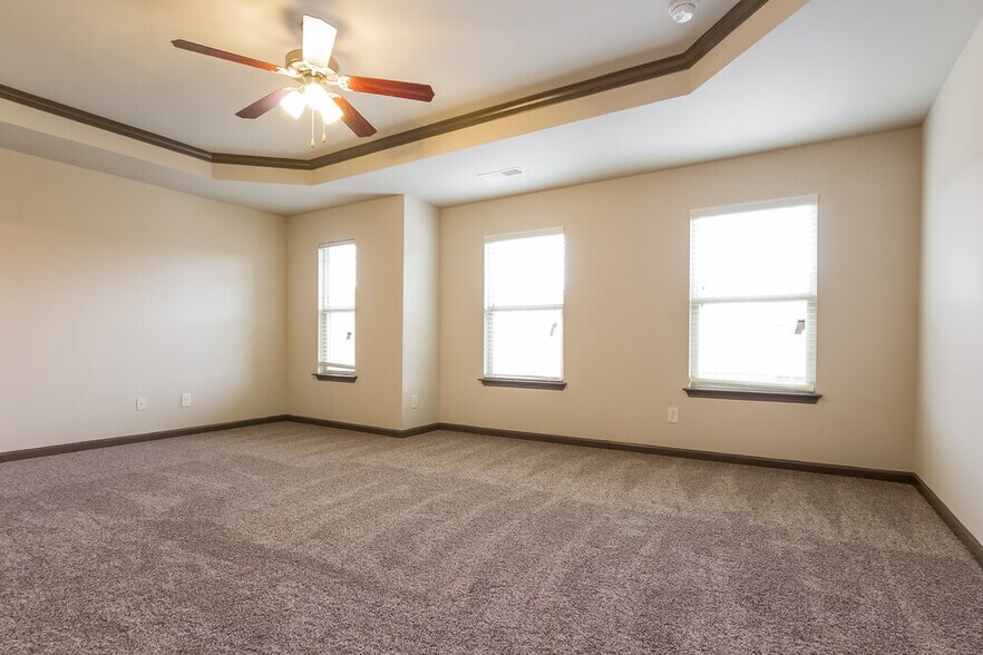 Building Photo - 651 Sweet Ashley Way