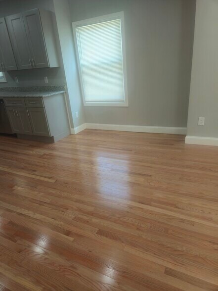 Dinning room - 41 Raymond St