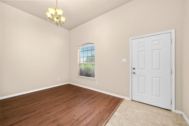 Building Photo - 25426 Saddlebrook Champion Way
