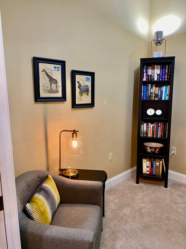 Building Photo - 30 Whistler Ct