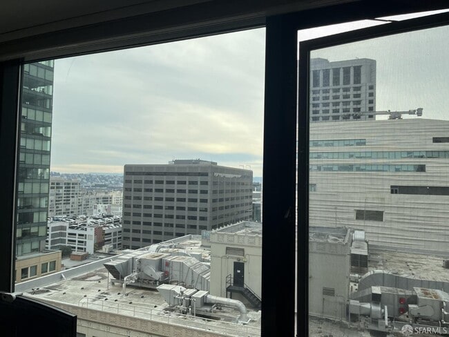 Building Photo - 199 New Montgomery St