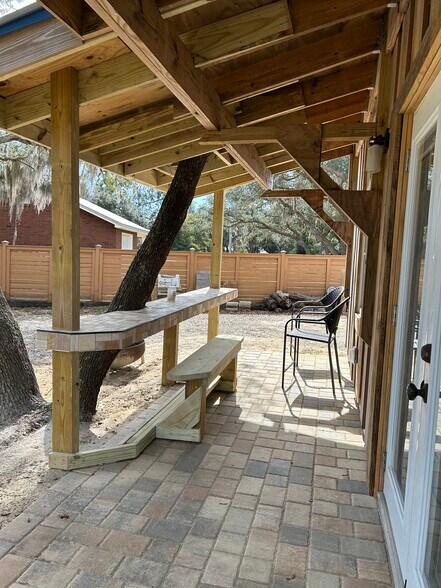 Building Photo - 3610 Conwick Dr