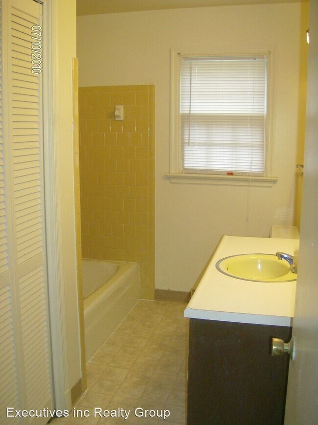 Building Photo - 3 br, 1 bath House - 2234 Druid Drive