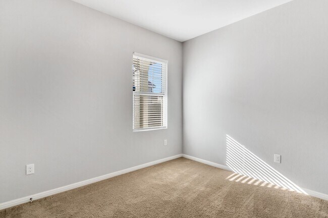 Building Photo - 105 Bell Rings Dr