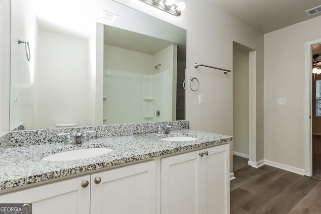 Building Photo - 135 Sonoma Wood Trl