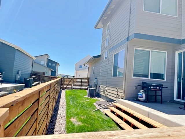 Building Photo - 5947 Denys Dr.