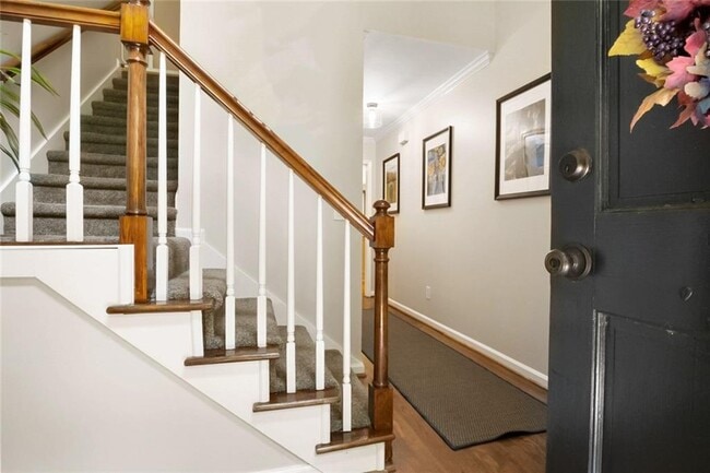 Building Photo - 3701 Cloister Pl NW