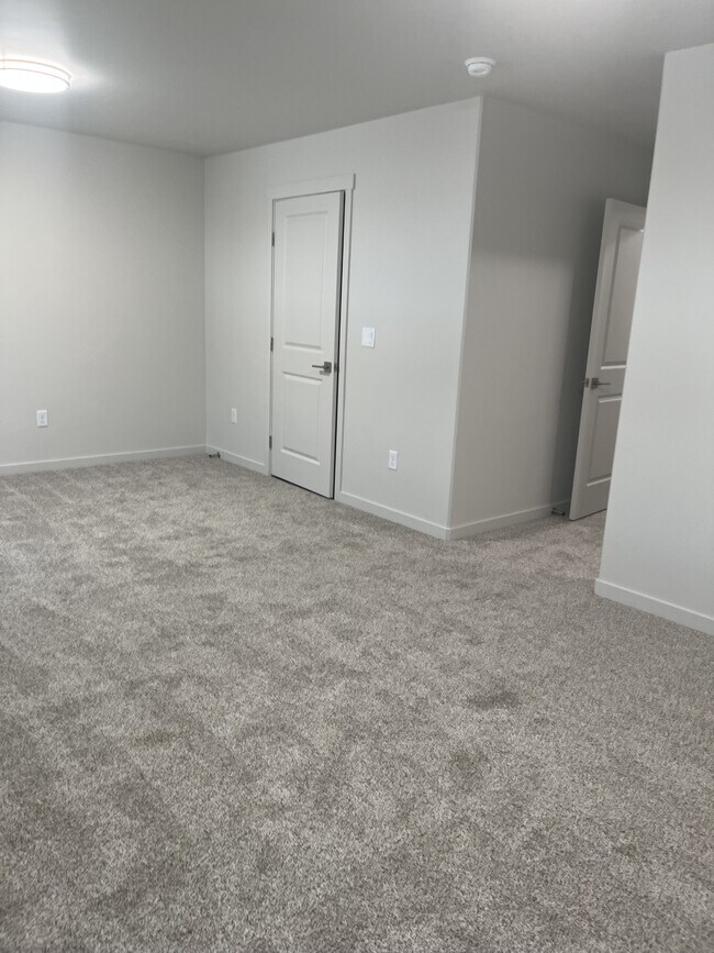 Building Photo - 2778 Caspian Wy