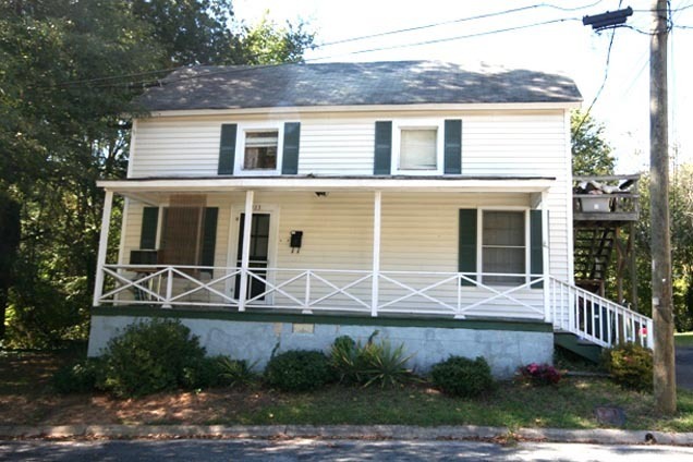 Primary Photo - Historic Home Near Duke - Walk to Geer St ...