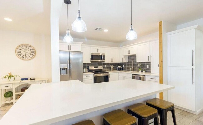 Building Photo - 4214 N 20th St