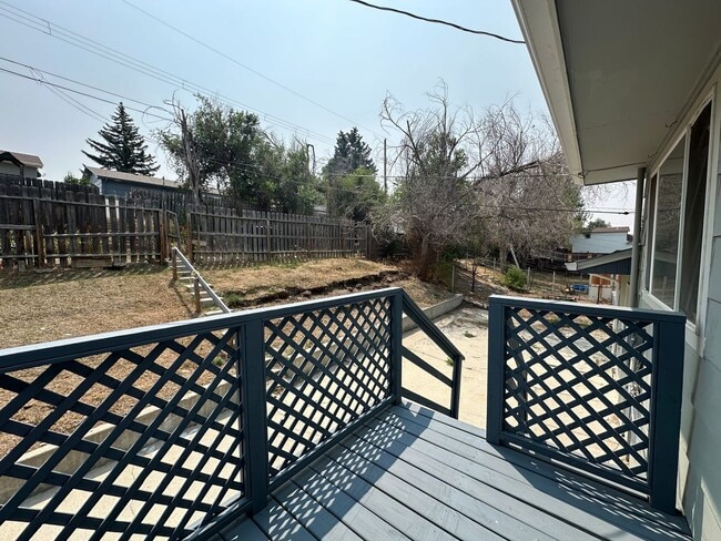 Building Photo - 4bed Rental June 2026