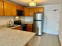 Building Photo - Unfurnished 2 bd, 1 bath 4 floor walk-up w...