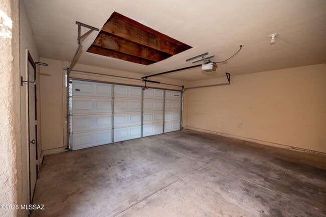 Building Photo - 3346 W Starfall Pl