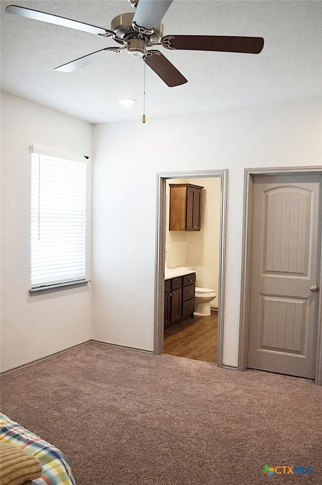 Building Photo - 334 Grn Valley Dr