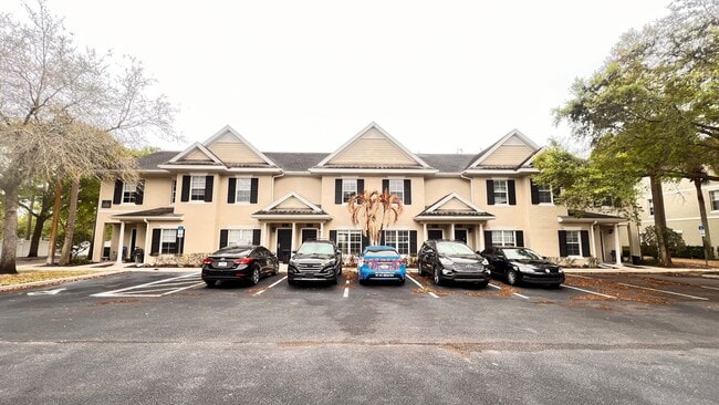 Building Photo - Spectacular 2 Story 2 bed and 2 bath condo at Regent Park!!