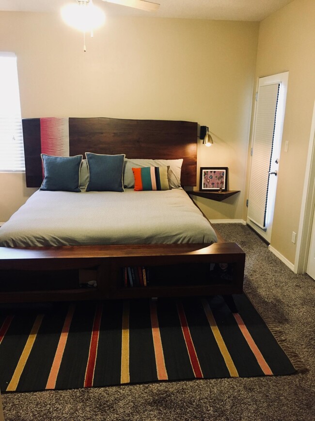 Building Photo - 1627 Band Saw Dr NW