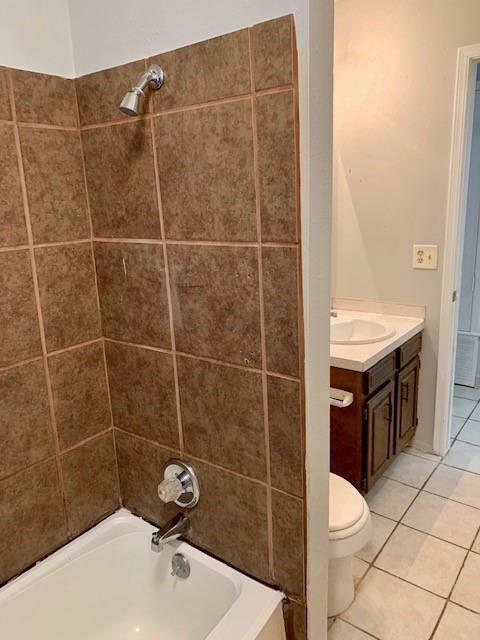 Building Photo - 1509 Rolling Oaks Dr