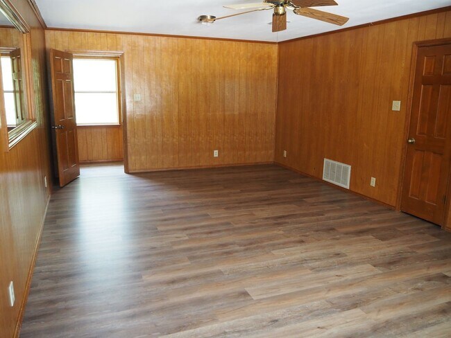 Building Photo - 7118 FM2931