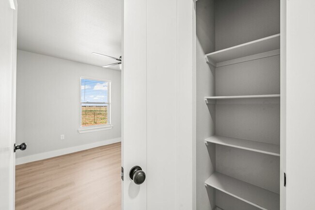 Building Photo - 10519 East C R 7400