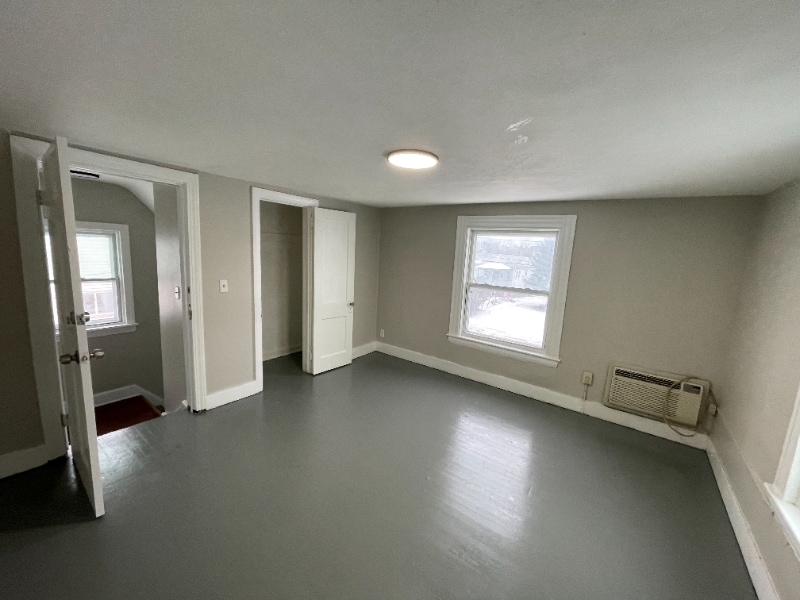 Building Photo - 1322 Brownell Ave