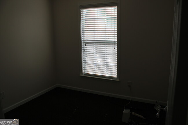 Building Photo - 2756 Deerwood Ln