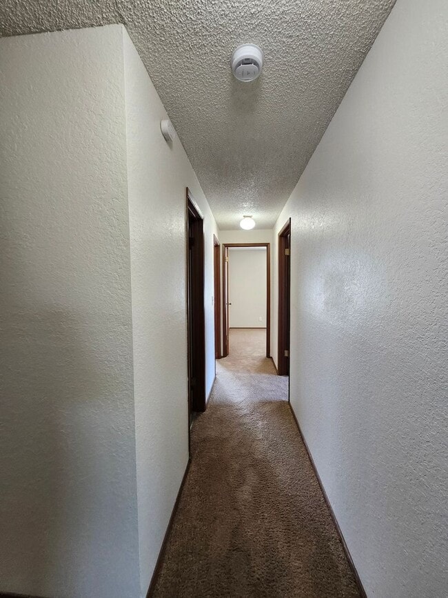 Building Photo - 1709 S Rainier Pl