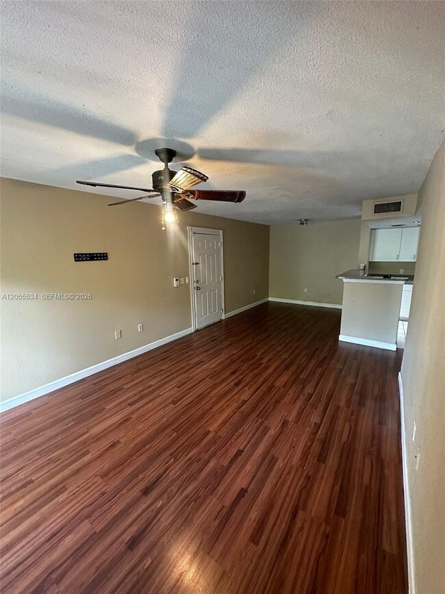 Building Photo - 5035 Wiles Rd
