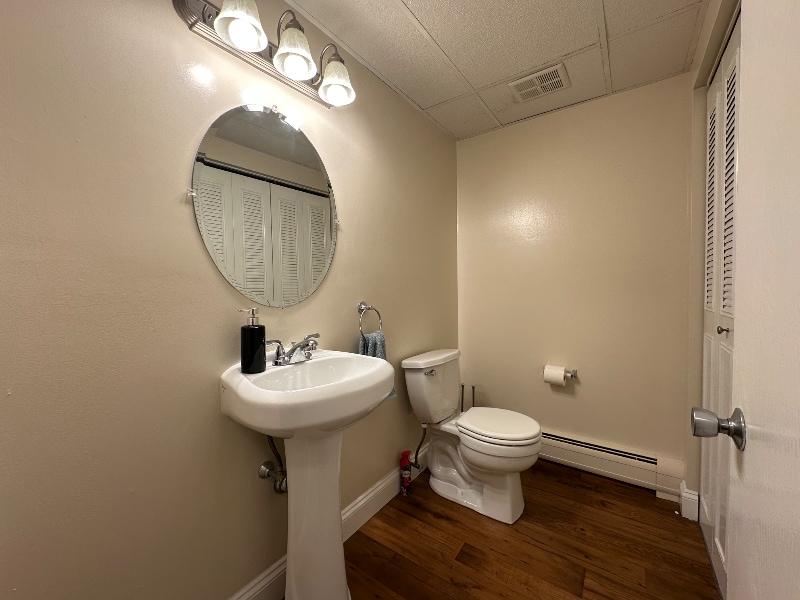 Building Photo - 1776 Bicentennial Way