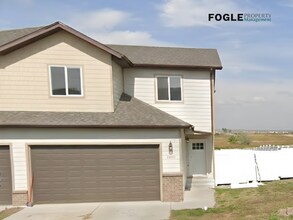 Building Photo - Townhouse coming soon!