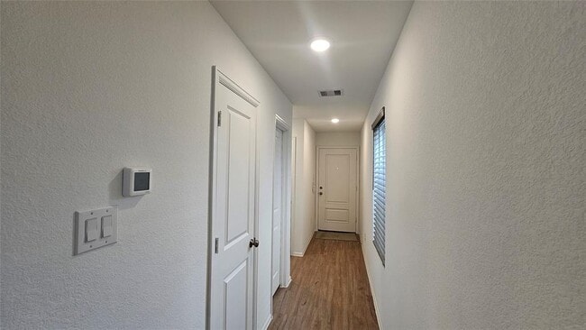 Building Photo - 21575 Carosella Dr