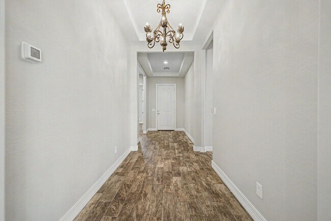 Building Photo - 8833 S 167th Ln