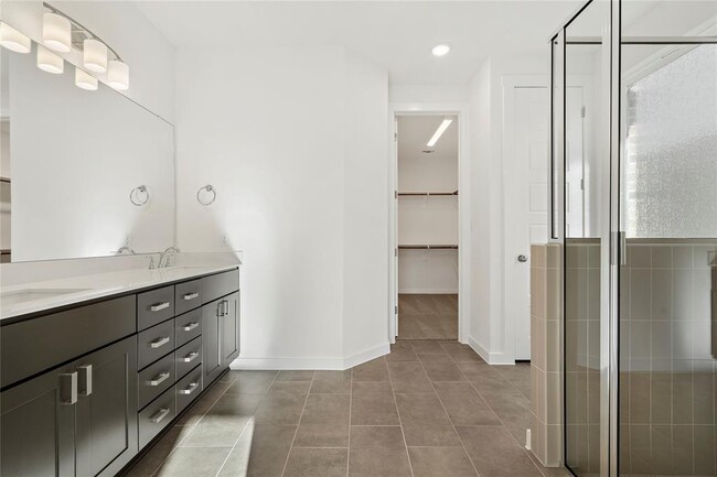 Building Photo - 2521 Dabster Dr