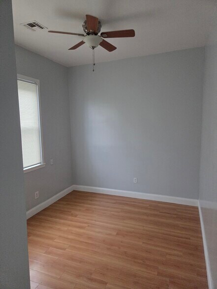 br2 - 117 Seaview Ave
