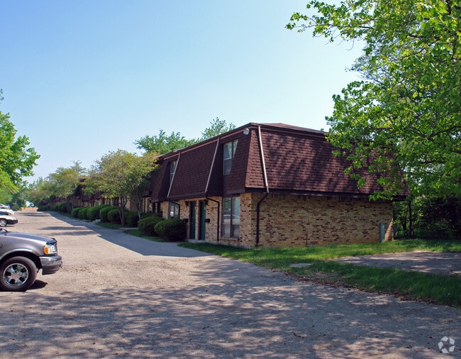 Stoneybrook Townhouse Apartments 400 W Funderburg Rd Fairborn OH