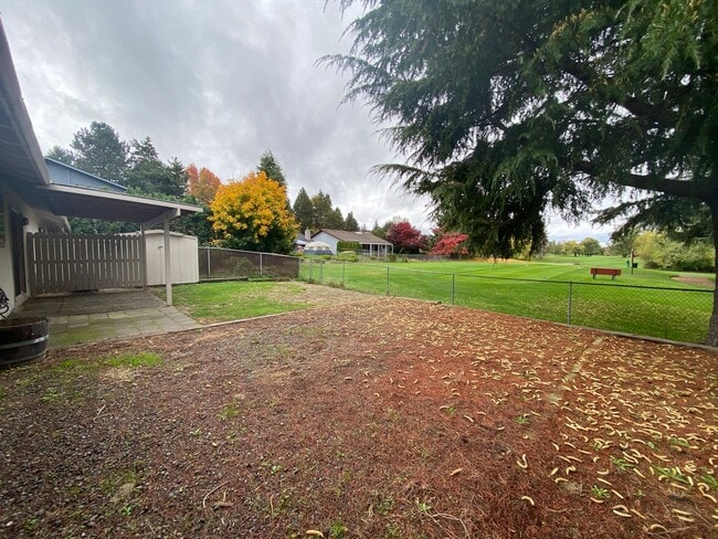 Building Photo - DW1217 - A