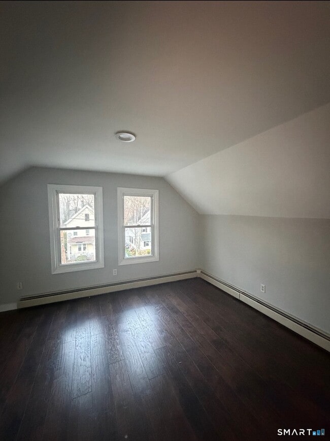 Building Photo - 118 Union Ave