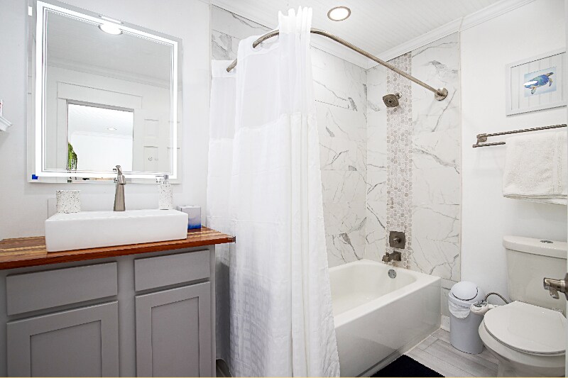 Building Photo - 583 Pocahontas Dr