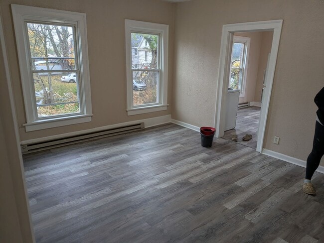 Interior Photo - 92 W 2nd St