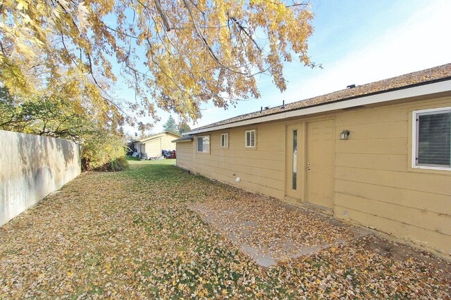 Building Photo - 3696 N Patricia Ln