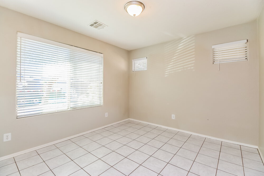 Building Photo - 22272 E Via del Rancho