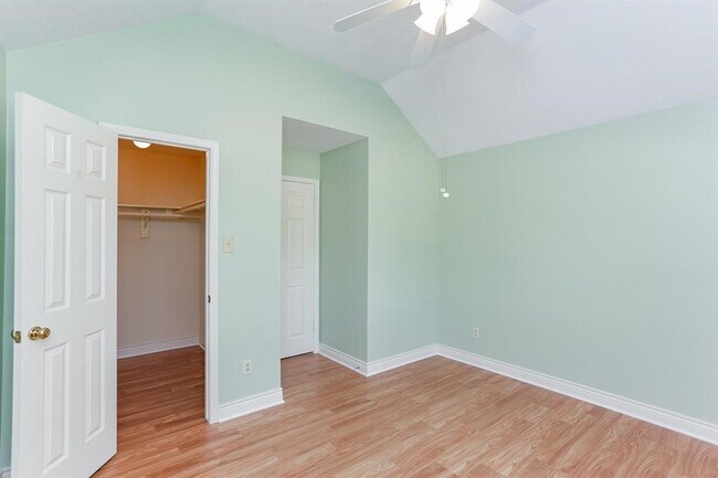 Building Photo - 16307 Cobble Springs Ct