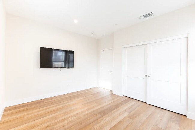 Building Photo - 7511 Amonde Wy